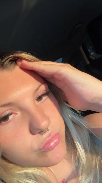 312-820-7135, 21  female escort, Laredo