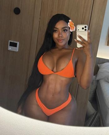 929-224-7317, 21  female escort, Laredo