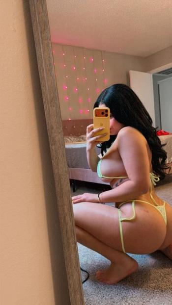 956-856-7330, 22  female escort, Laredo