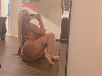 Genesis , 29  female escort, Laredo